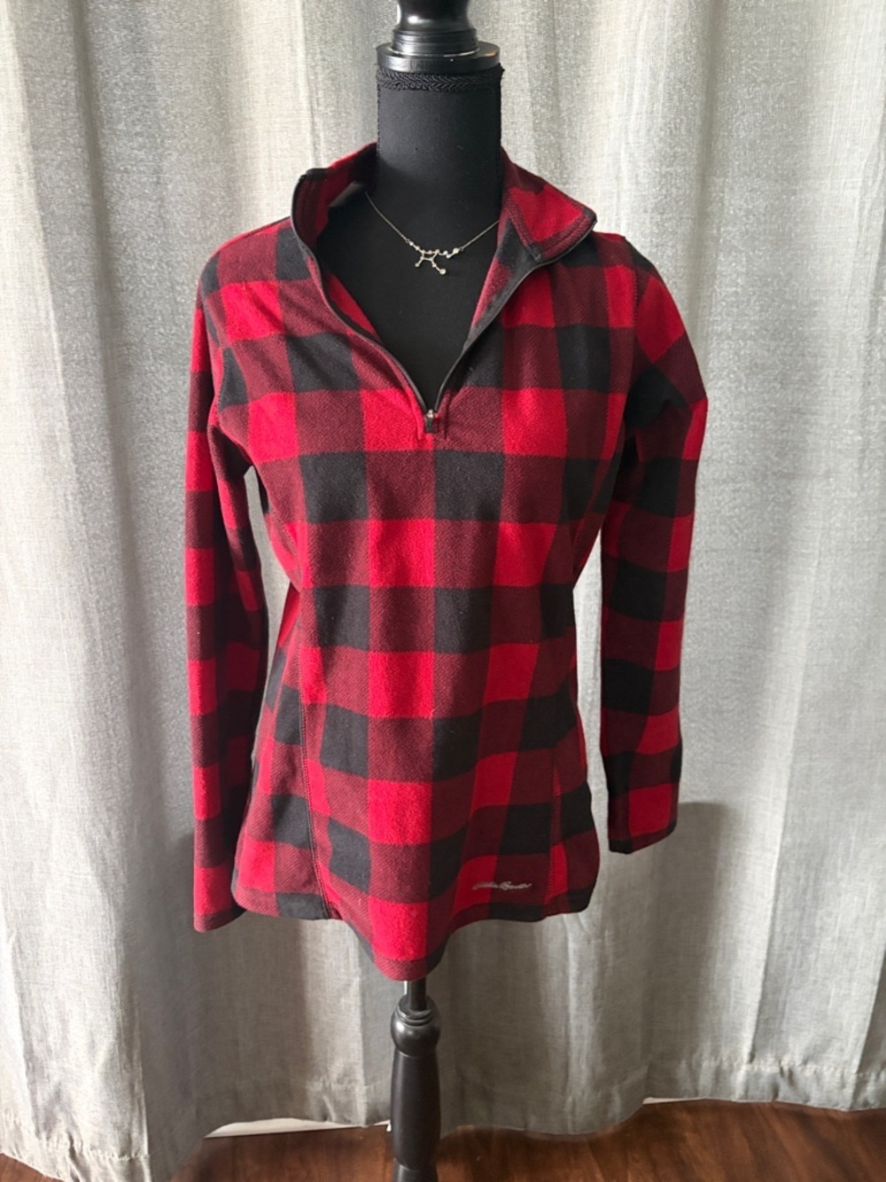 Eddie Bauer Red and Black Buffalo Plaid Fleece Pullover